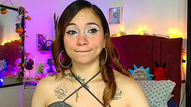 alisson zafiro  online show from April 27, 12:08 am