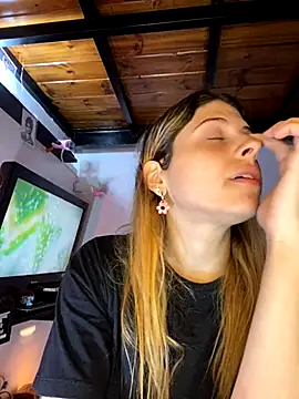 FlorBich online show from October 15, 1:44 pm