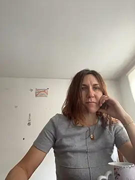 JasmineGlamour online show from December 18, 12:22 pm