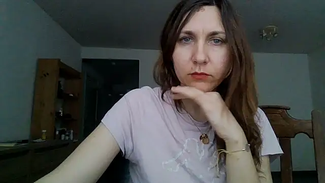 JasmineGlamour online show from May 7, 6:02 pm