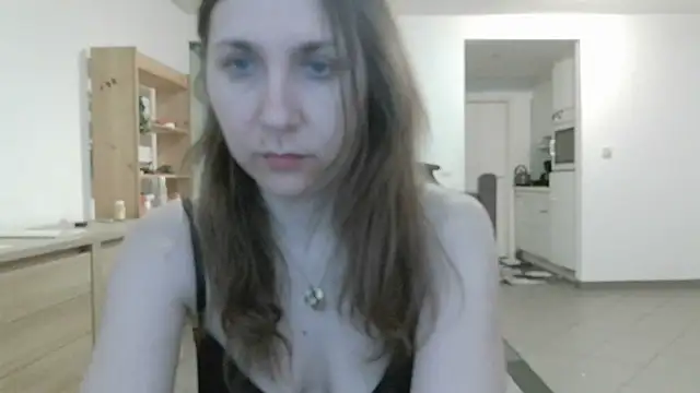 JasmineGlamour online show from May 12, 4:09 am