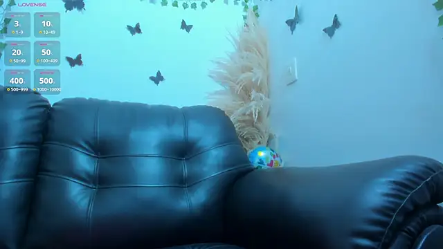 Snapshot of Amani_Bakir chatting on February 25, 12:37 pm Amani Bakir online show from February 25, 12:37 pm