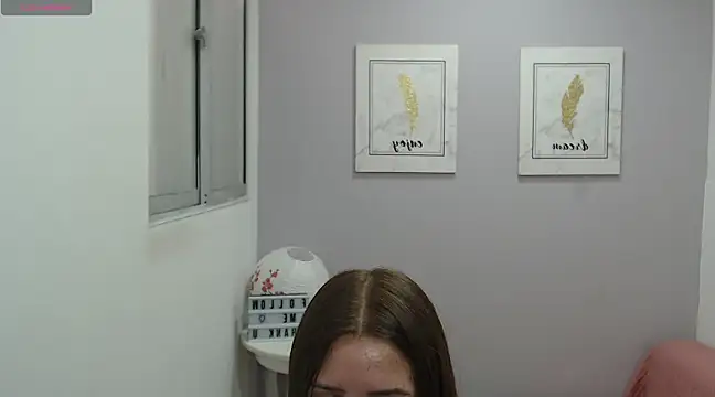 valerie diaz1 online show from December 17, 4:11 pm