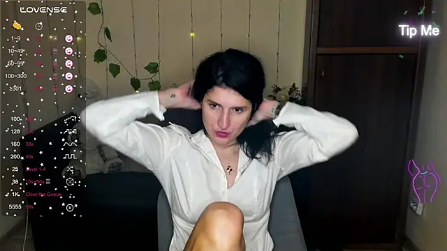Alianna Solo Kisses online show from January 13, 3:47 pm