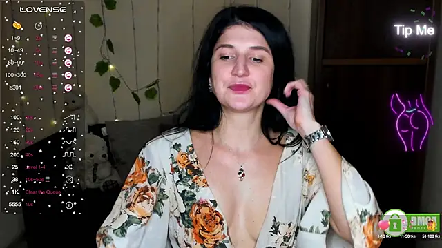 Alianna Solo Kisses online show from February 4, 3:26 pm