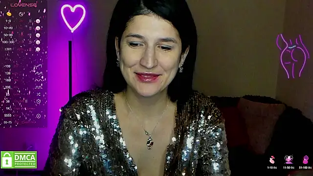 Alianna Solo Kisses online show from February 19, 6:22 am