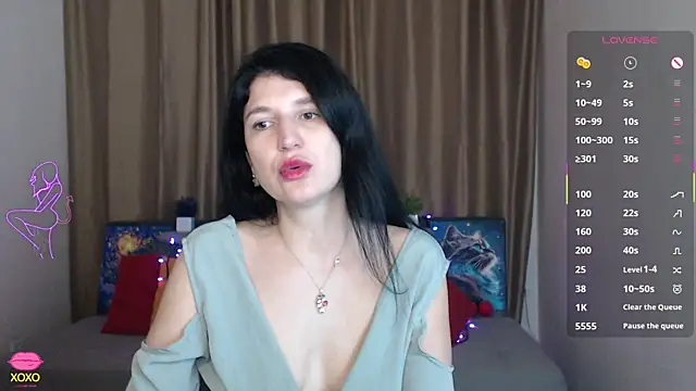 Alianna Solo Kisses online show from March 16, 12:00 pm