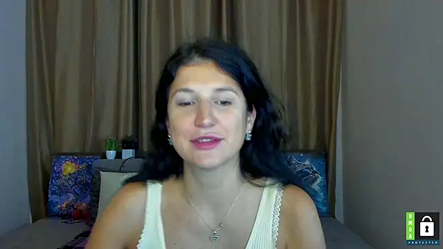 Alianna Solo Kisses online show from November 7, 6:35 am