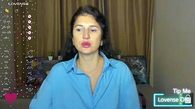 Alianna Solo Kisses online show from November 21, 6:23 am