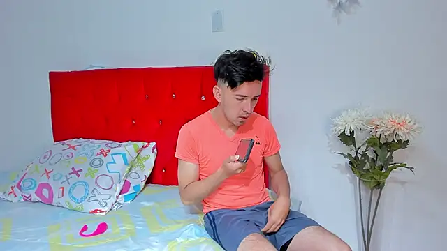 big-dicktop23 online show from March 1, 11:04 pm