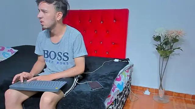 big-dicktop23 online show from March 20, 10:51 pm