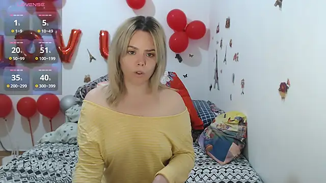 hotmilf4uxxx online show from March 25, 9:37 am