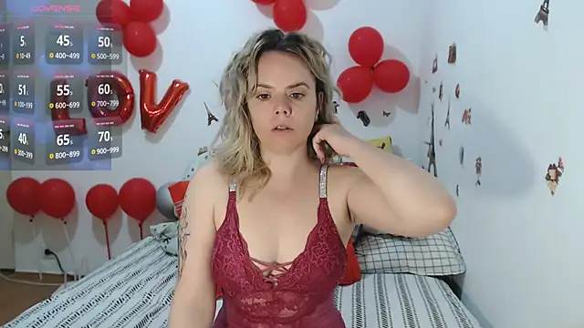 hotmilf4uxxx online show from April 3, 10:02 am