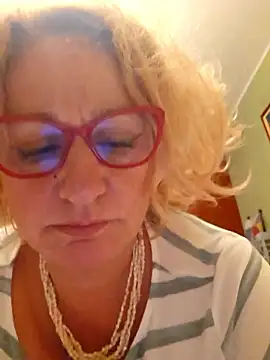 VirginiaNurse online show from May 15, 8:49 pm