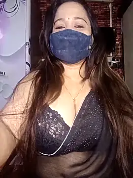 Snapshot of albelasummi702 chatting on February 9, 2:04 am albelasummi702 online show from February 9, 2:04 am