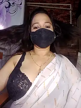 Snapshot of albelasummi702 chatting on February 16, 2:29 am albelasummi702 online show from February 16, 2:29 am