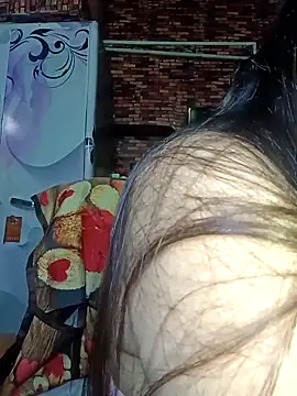 Snapshot of albelasummi702 chatting on March 14, 12:17 am albelasummi702 online show from March 14, 12:17 am