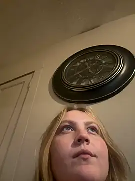 PhatAssBlond online show from December 5, 12:19 am