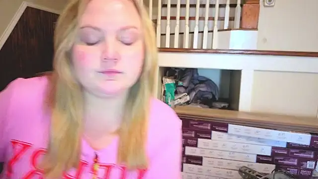 PhatAssBlond online show from February 14, 6:15 pm