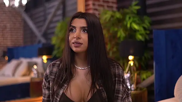 Snapshot of NicoleCellini chatting on October 26, 6:58 pm NicoleCellini online show from October 26, 6:58 pm