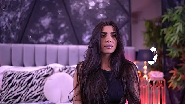 Snapshot of NicoleCellini chatting on January 8, 7:38 pm NicoleCellini online show from January 8, 7:38 pm