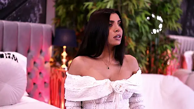 Snapshot of NicoleCellini chatting on January 13, 7:08 pm NicoleCellini online show from January 13, 7:08 pm