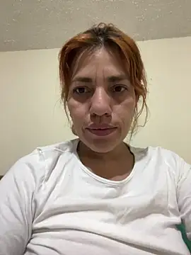 lia huan online show from March 18, 2:04 am