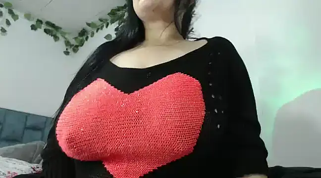 Snapshot of Donniia chatting on December 17, 11:38 pm Donniia online show from December 17, 11:38 pm