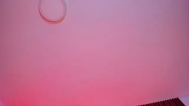 Snapshot of Emiilycollins chatting on January 24, 12:42 am Emiilycollins online show from January 24, 12:42 am