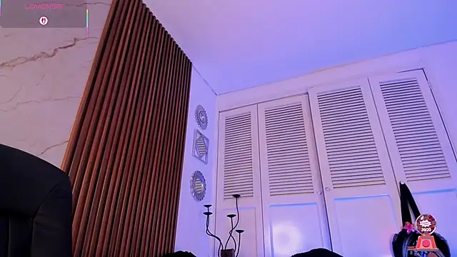 Snapshot of Emiilycollins chatting on February 21, 3:29 am Emiilycollins online show from February 21, 3:29 am