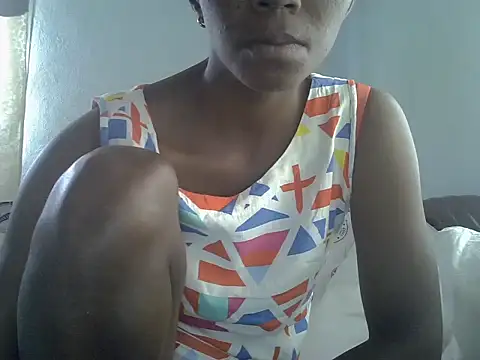 Snapshot of ElianeHot chatting on October 17, 10:07 am ElianeHot online show from October 17, 10:07 am