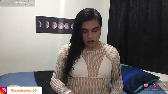 Snapshot of Ariana_Rodriguez_ chatting on July 6, 10:34 pm Ariana Rodriguez online show from July 6, 10:34 pm
