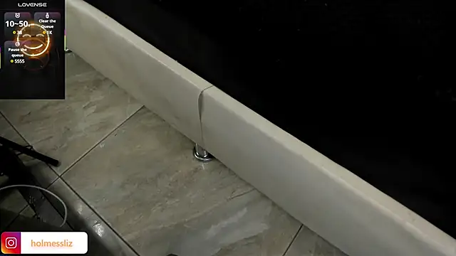 Snapshot of LIZ_HOLMES chatting on February 8, 12:06 pm LIZ HOLMES online show from February 8, 12:06 pm