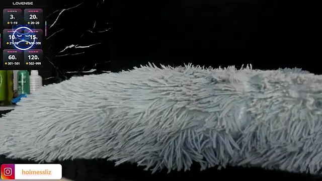 Snapshot of LIZ_HOLMES chatting on March 1, 10:02 am LIZ HOLMES online show from March 1, 10:02 am