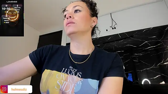 Snapshot of LIZ_HOLMES chatting on March 15, 10:13 am LIZ HOLMES online show from March 15, 10:13 am