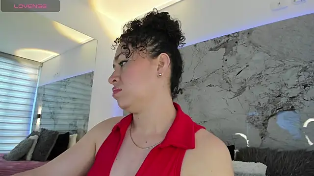 Snapshot of LIZ_HOLMES chatting on September 18, 11:56 am LIZ HOLMES online show from September 18, 11:56 am