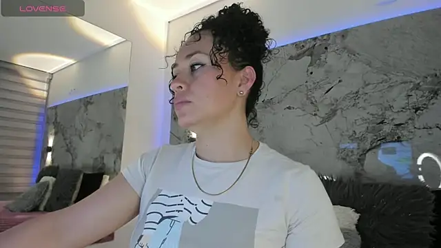 Snapshot of LIZ_HOLMES chatting on September 19, 10:27 am LIZ HOLMES online show from September 19, 10:27 am