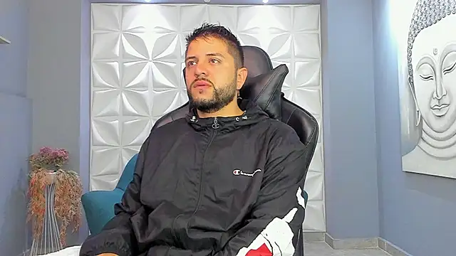 TomSloan  online show from January 27, 11:11 am