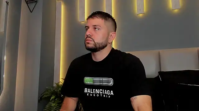TomSloan  online show from March 16, 11:38 am
