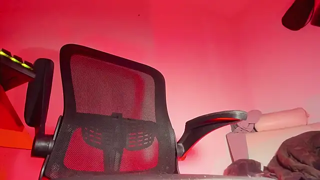 s sven03 online show from November 26, 3:51 am