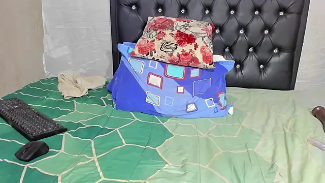 Darlyquenn11 online show from February 8, 12:17 pm