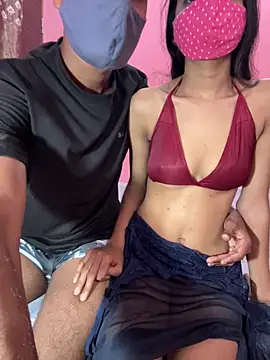 Snapshot of crezyfuck63 chatting on March 11, 6:30 am crezyfuck63 online show from March 11, 6:30 am