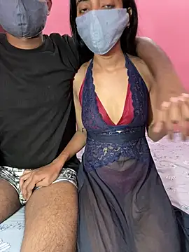 Snapshot of crezyfuck63 chatting on April 7, 4:29 pm crezyfuck63 online show from April 7, 4:29 pm