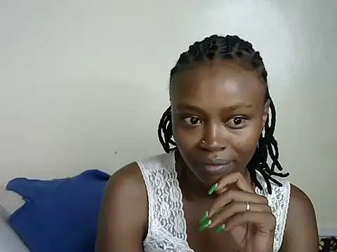 Snapshot of Rasta_tattooed chatting on September 30, 3:17 pm Rasta tattooed online show from September 30, 3:17 pm