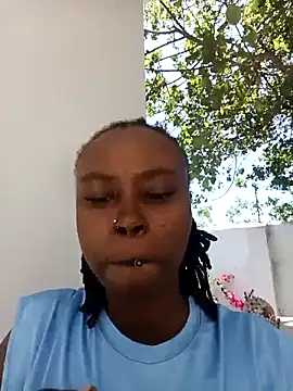 Snapshot of Rasta_tattooed chatting on October 12, 8:46 am Rasta tattooed online show from October 12, 8:46 am