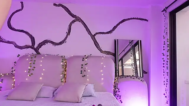 Rubi Sky online show from December 19, 1:51 pm