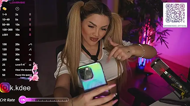 KimberDeee online show from February 28, 6:20 pm