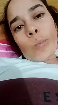 Snapshot of Amelia1_ chatting on January 25, 4:02 am Amelia1 online show from January 25, 4:02 am