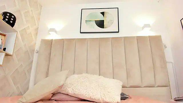 Anniie Queen online show from March 31, 3:08 am