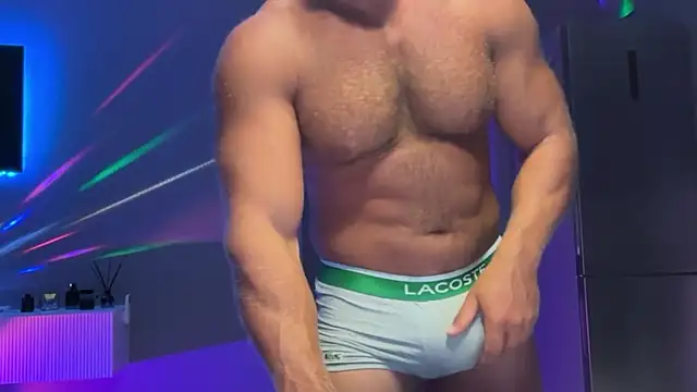 KarlosRichi online show from October 12, 4:28 pm